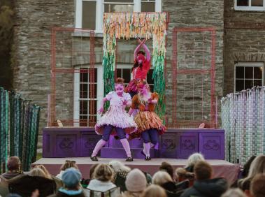 Love Riot Miracle Theatre Show at Bocconnoc